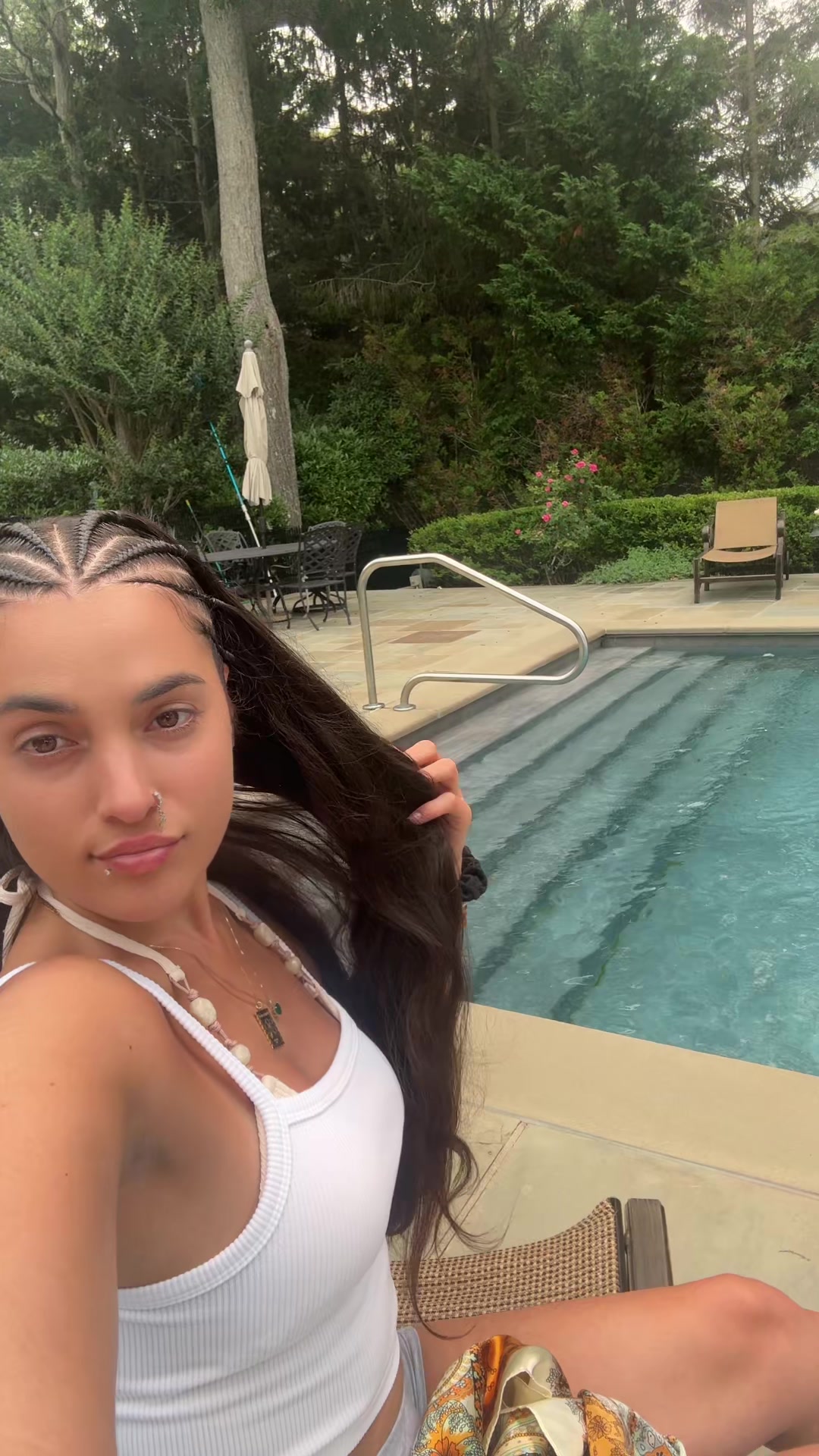 @Ari