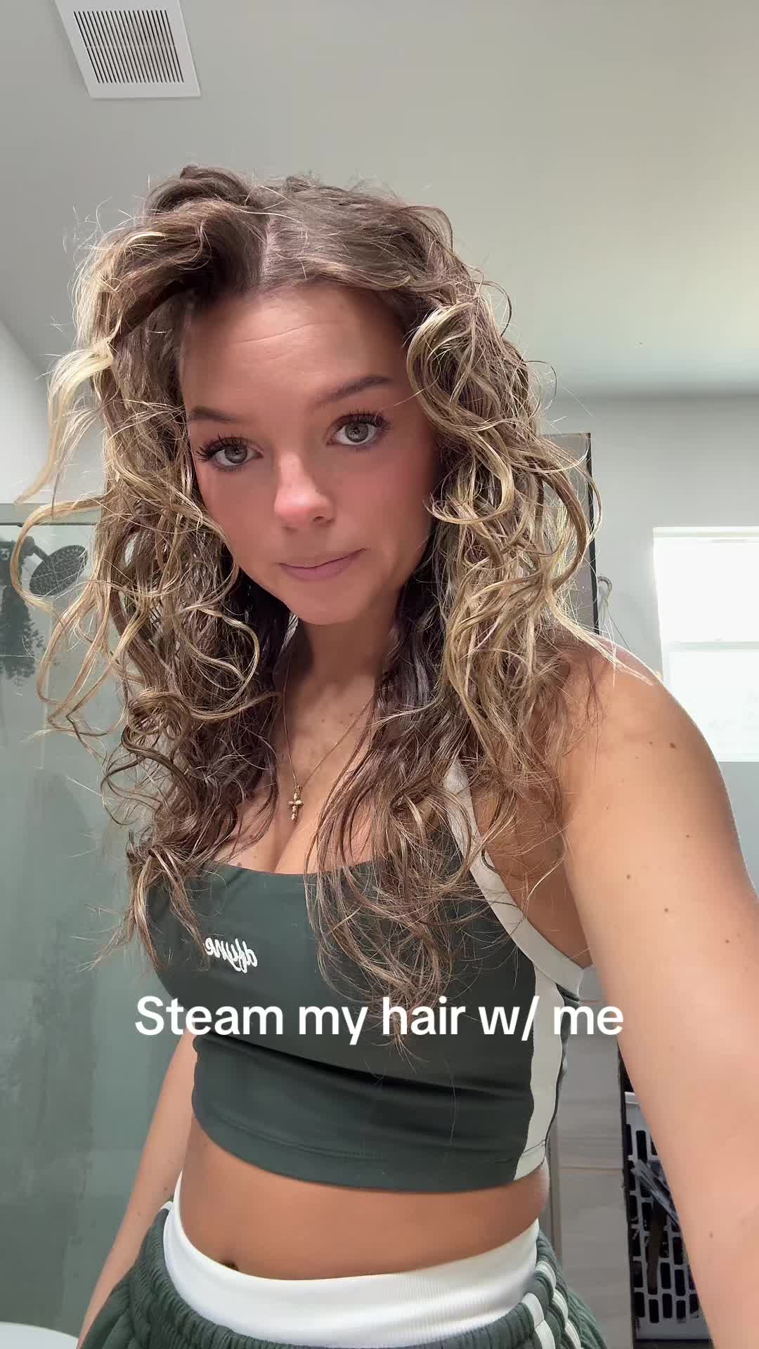 @KellyLiftz