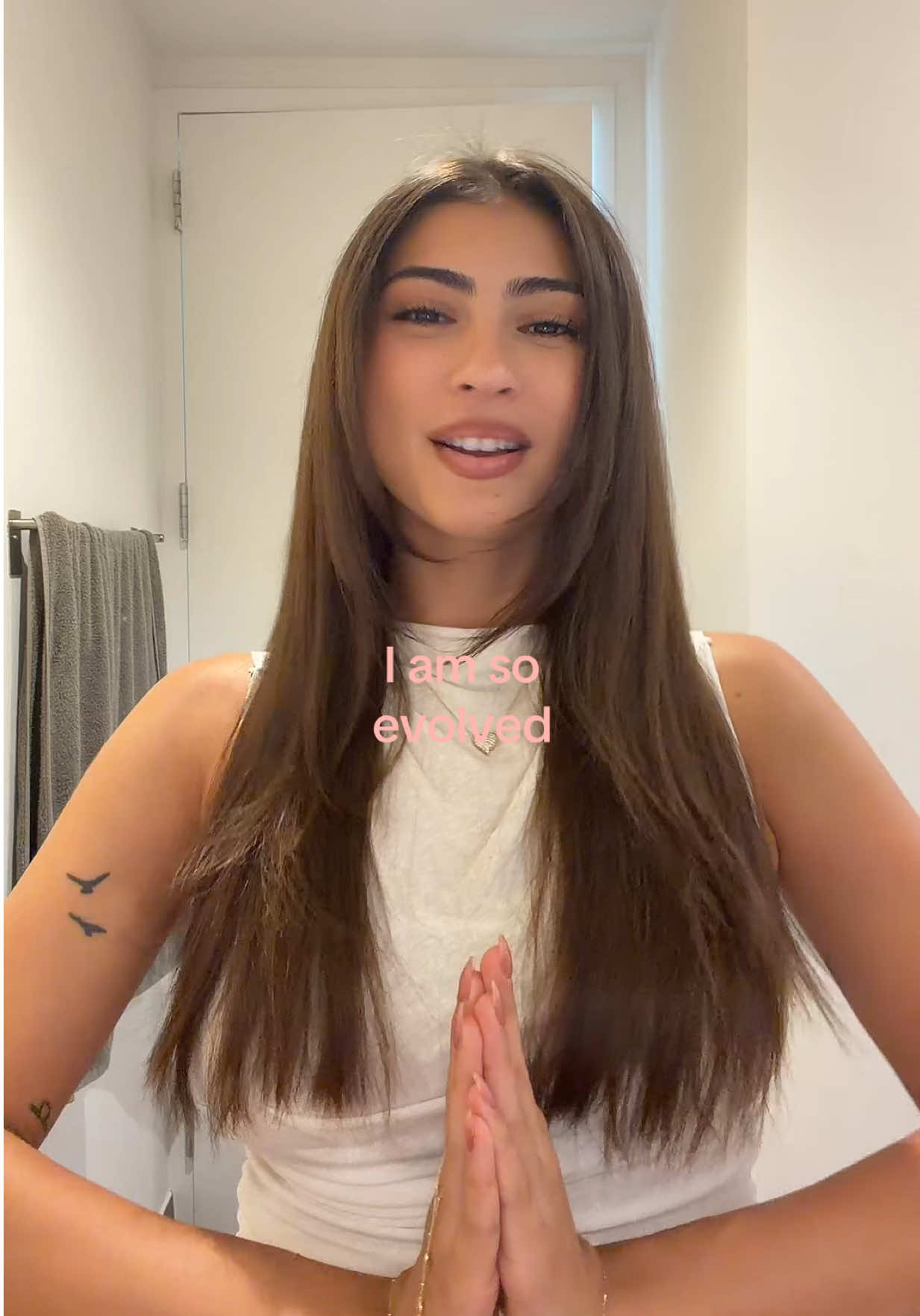 @bella