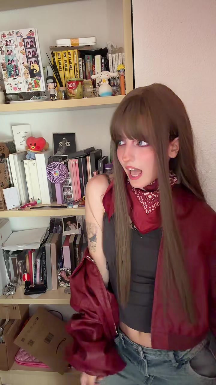 @Akko