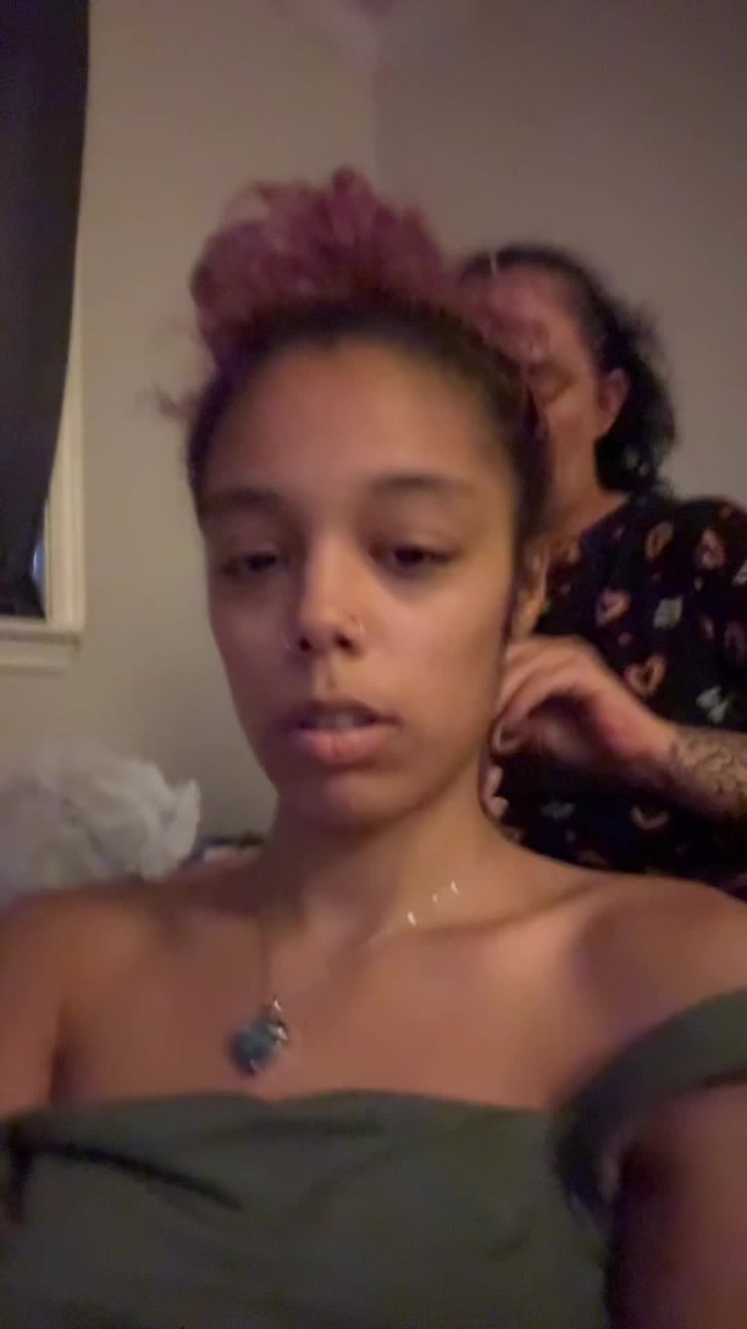@therealdelois