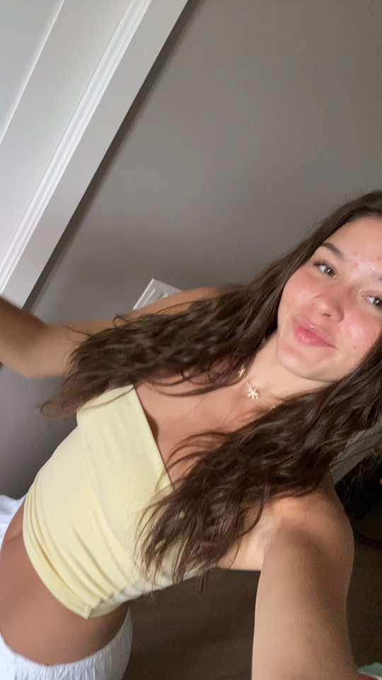 @bella