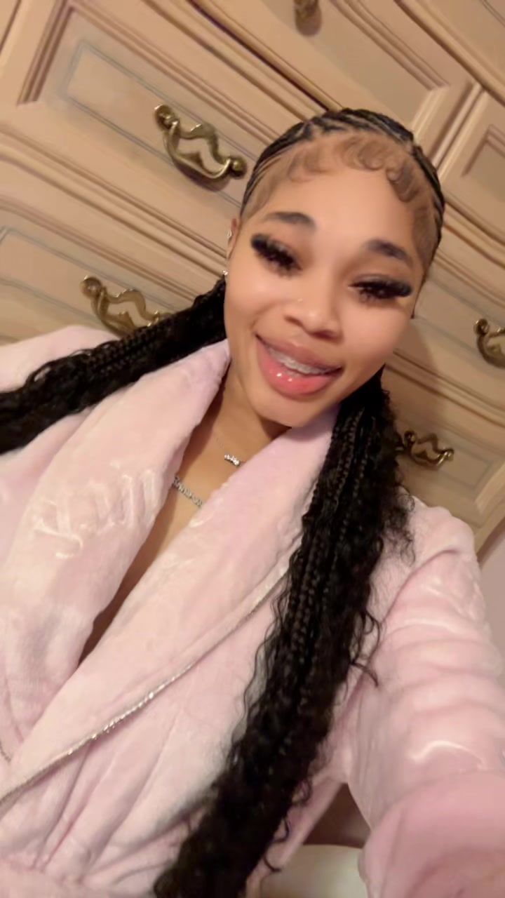 @thatgirllue♡🧚🏼♀️