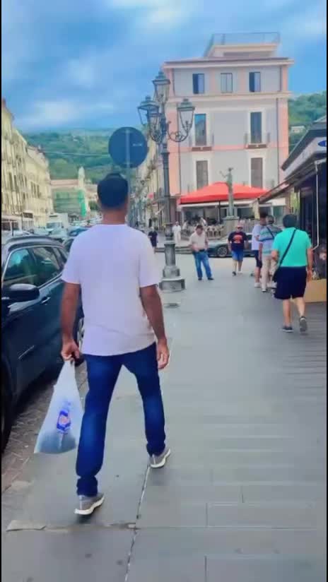 @Akmal Shahzad🇮🇹