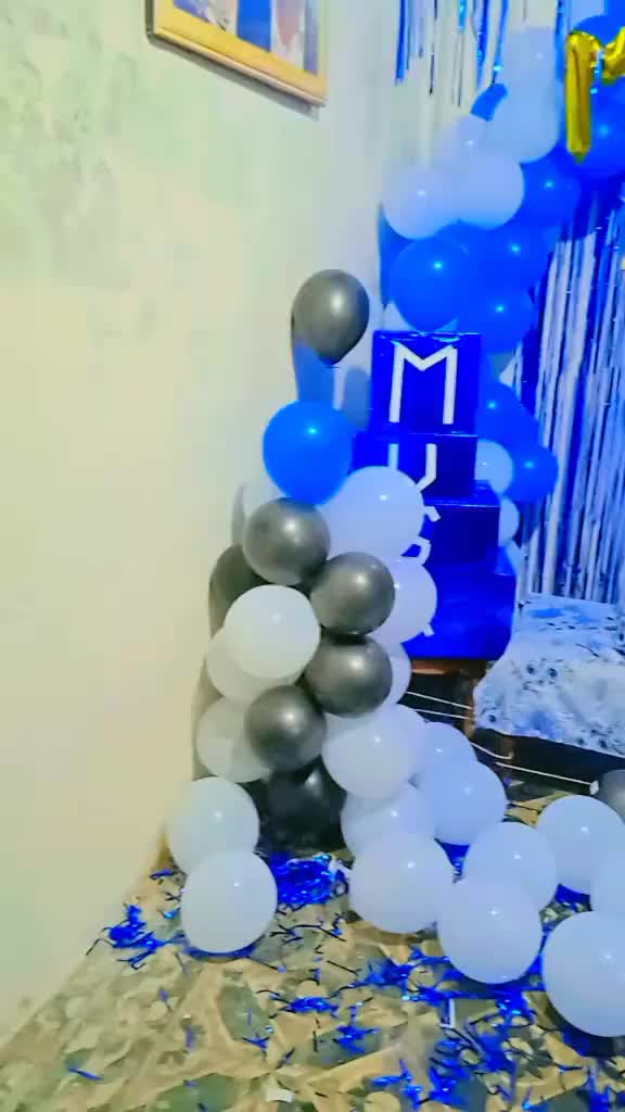 @🦅 M J 🦅