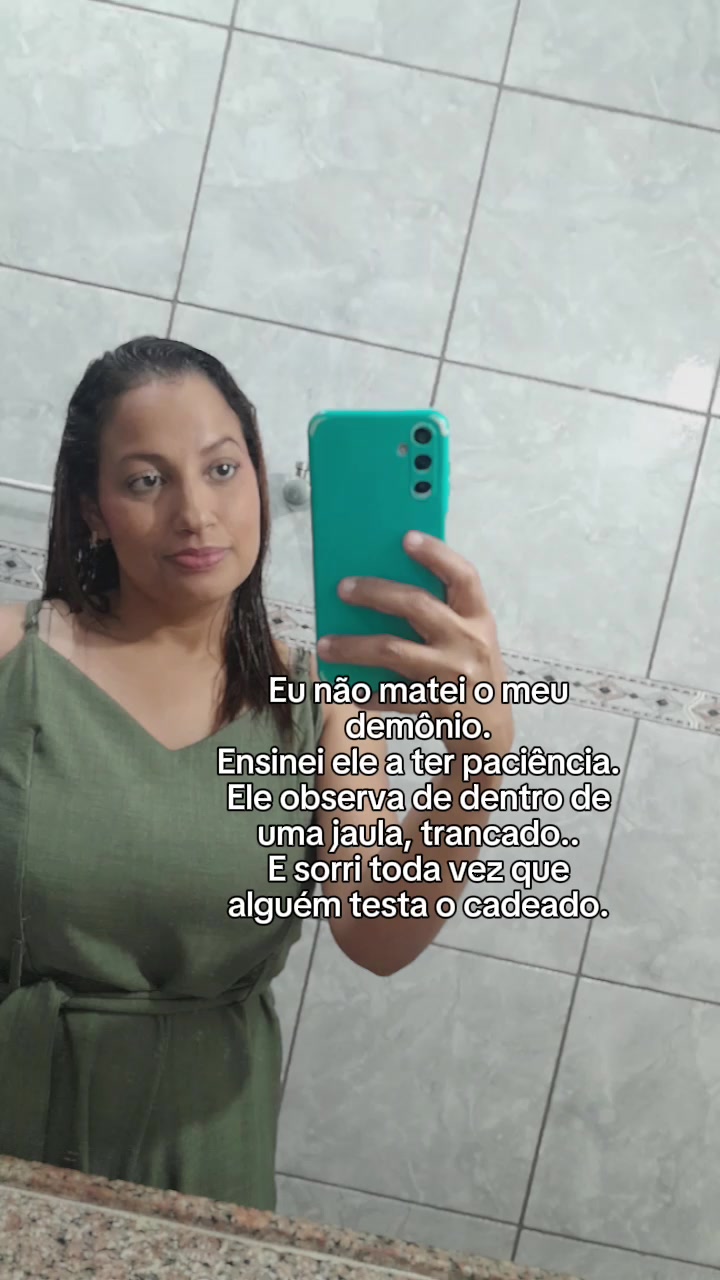 @&Aacute;quila Rodrigues 😘