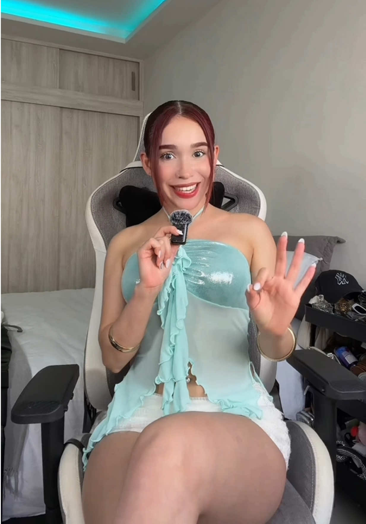 @Rojita