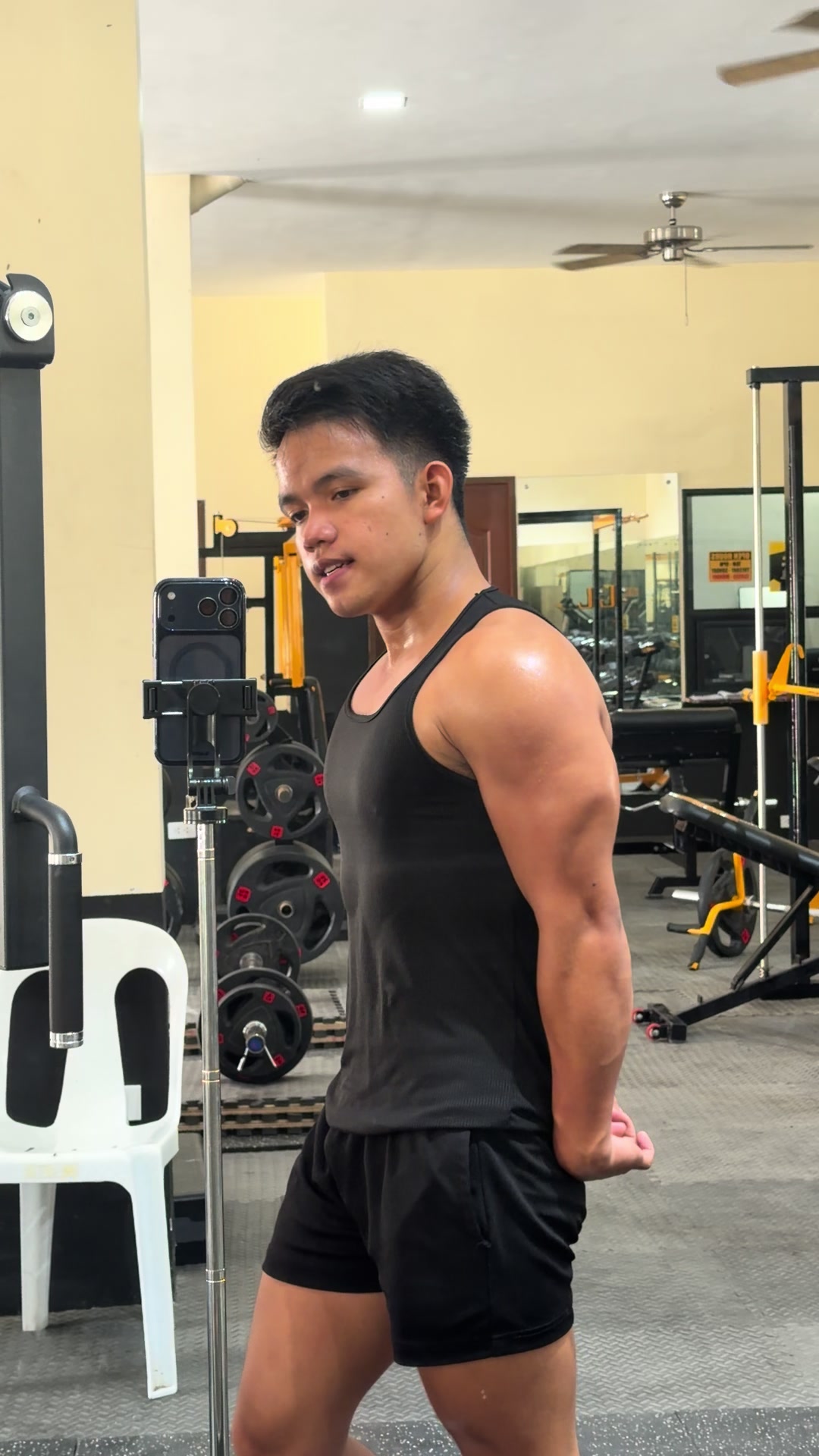 @Young Fitness GYM