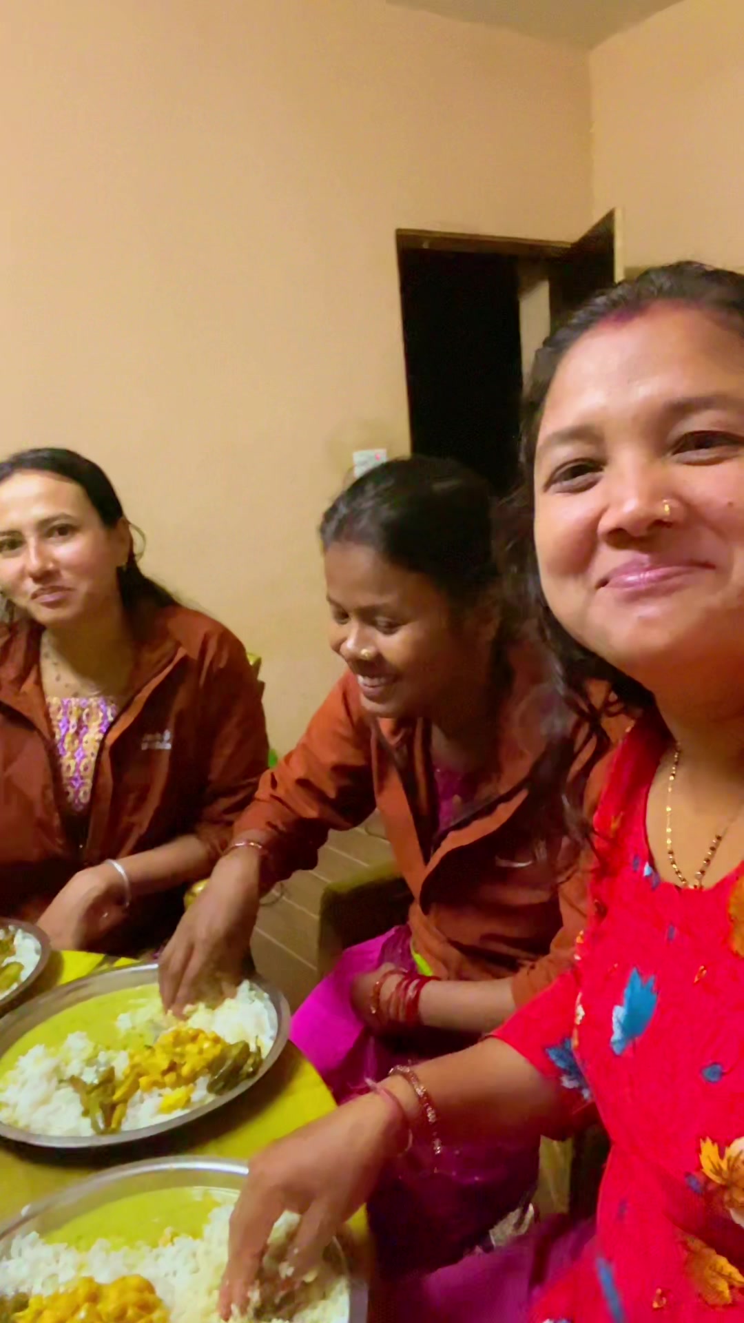 @🧿Shanta tharu🧿