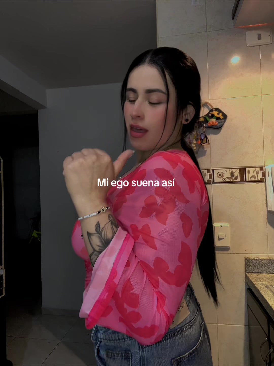 @Aleja🦦 Te Sigue