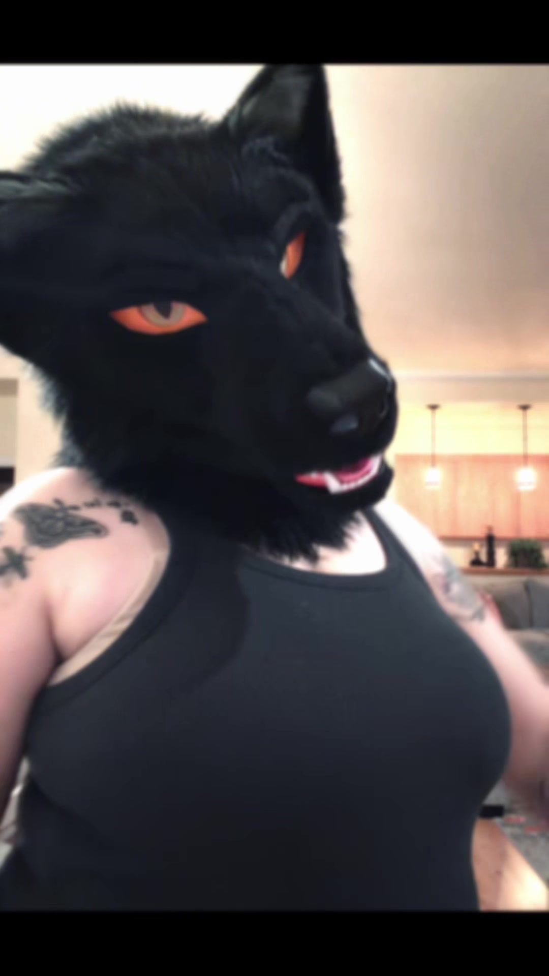 @bloomingcaracal