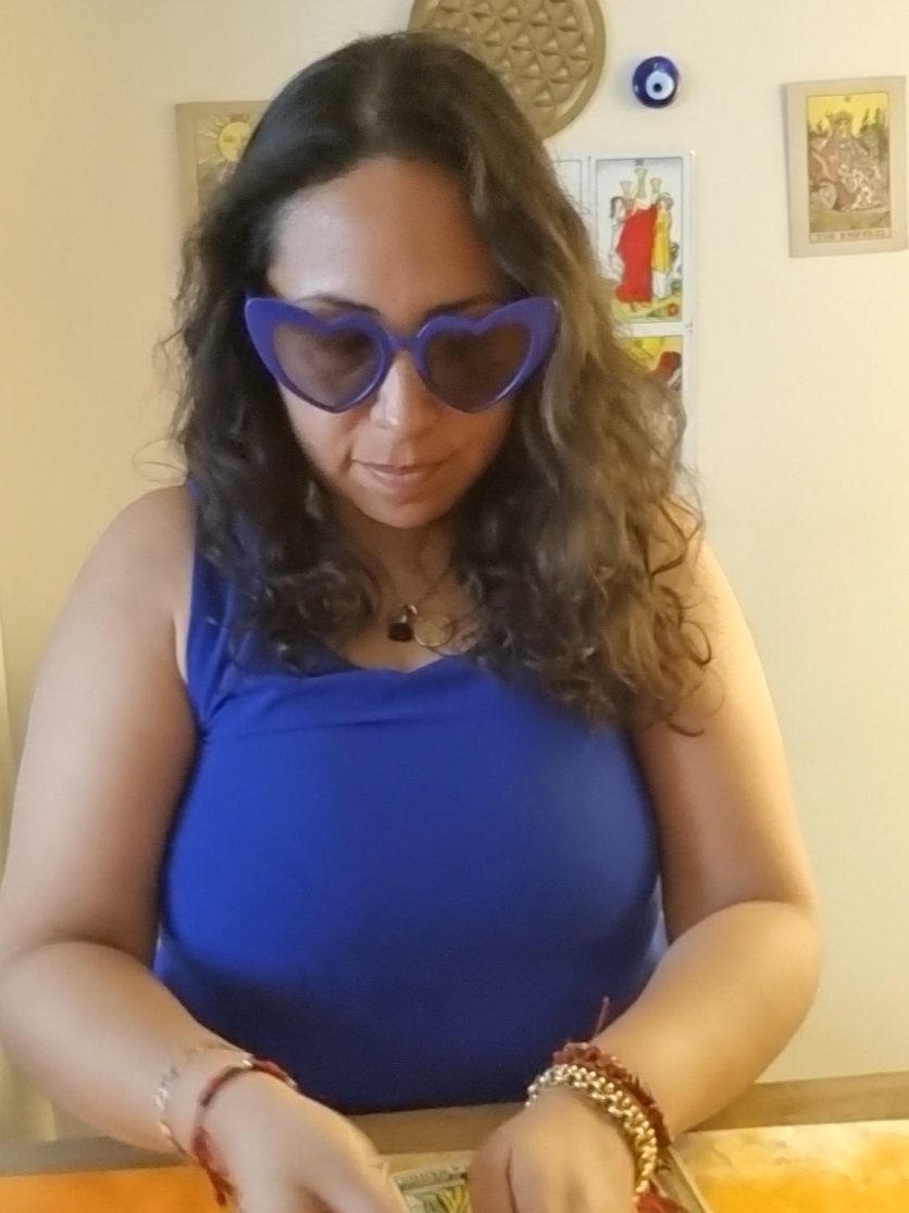 @la.shulie | Tarot & Astrology