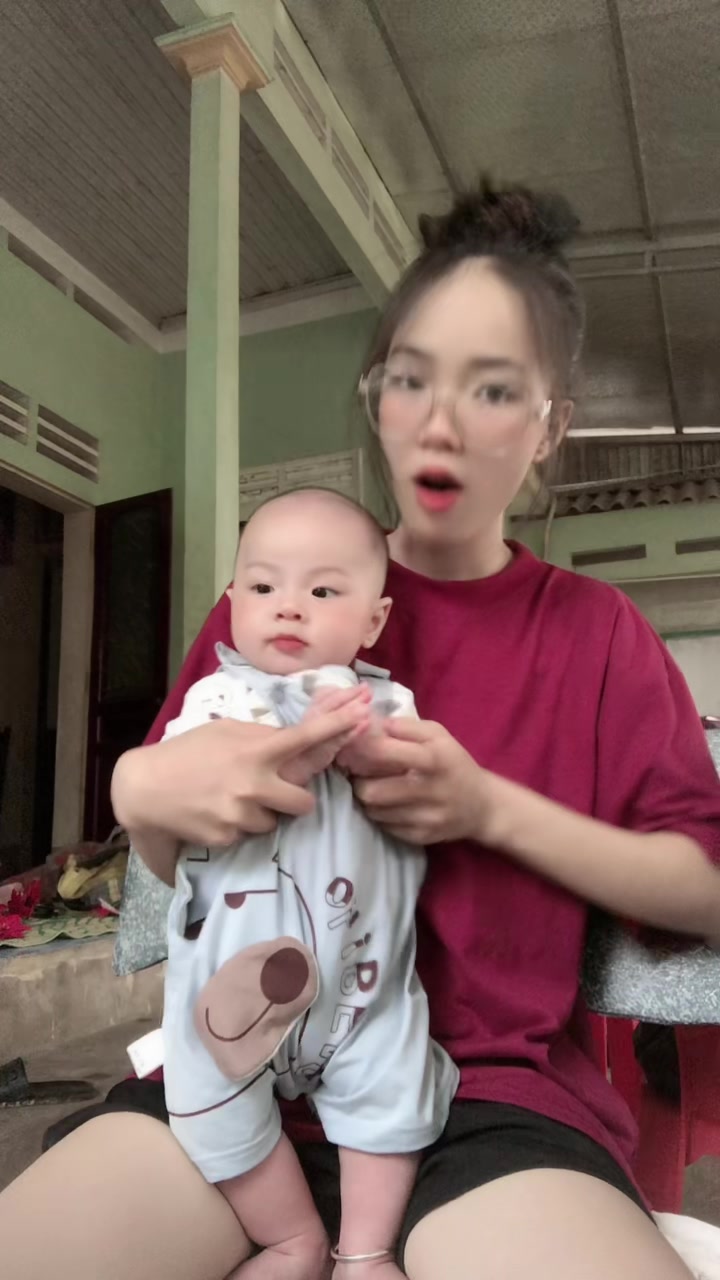 @Hồng Hoàngg