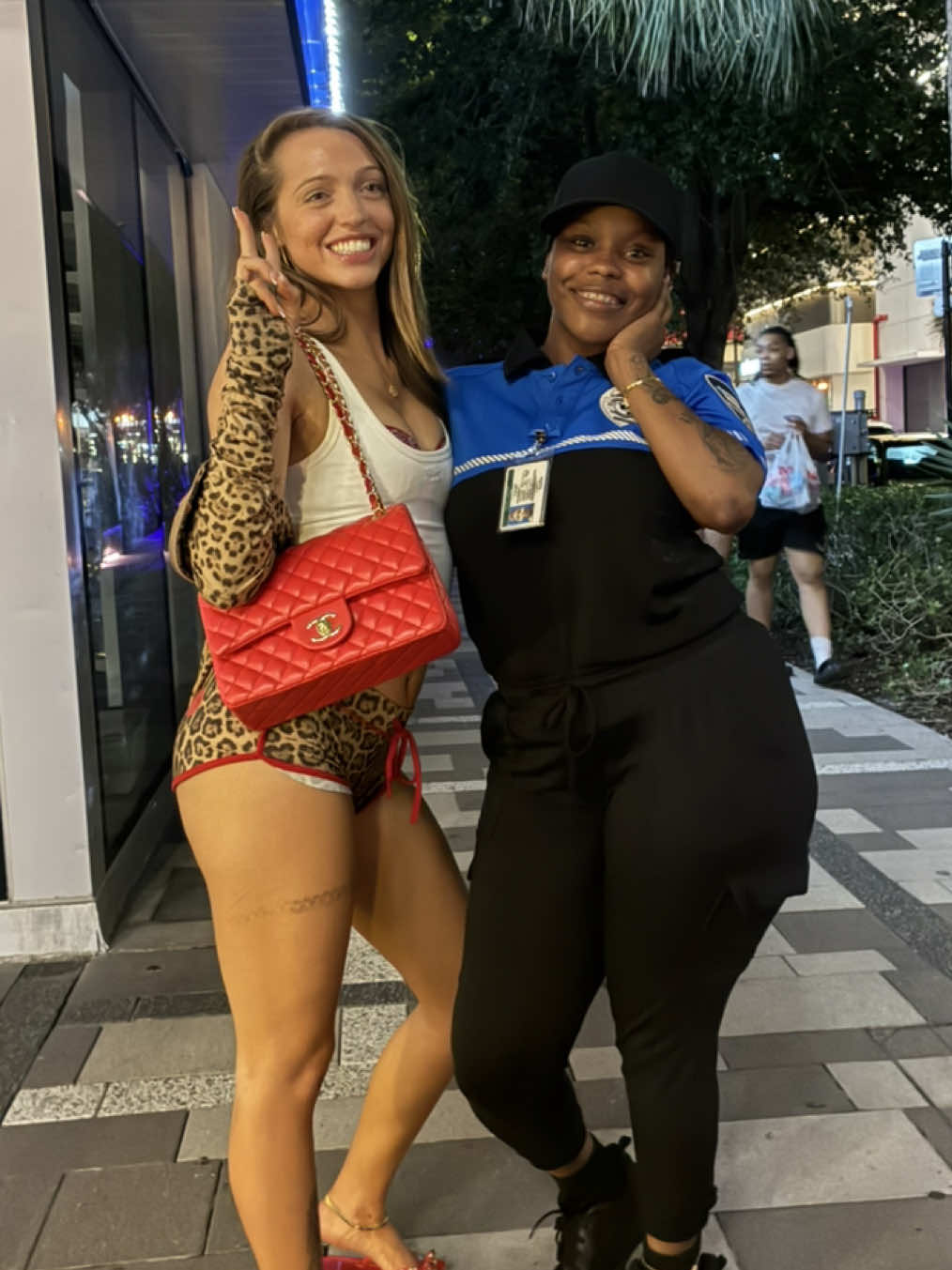 @hotchie_305