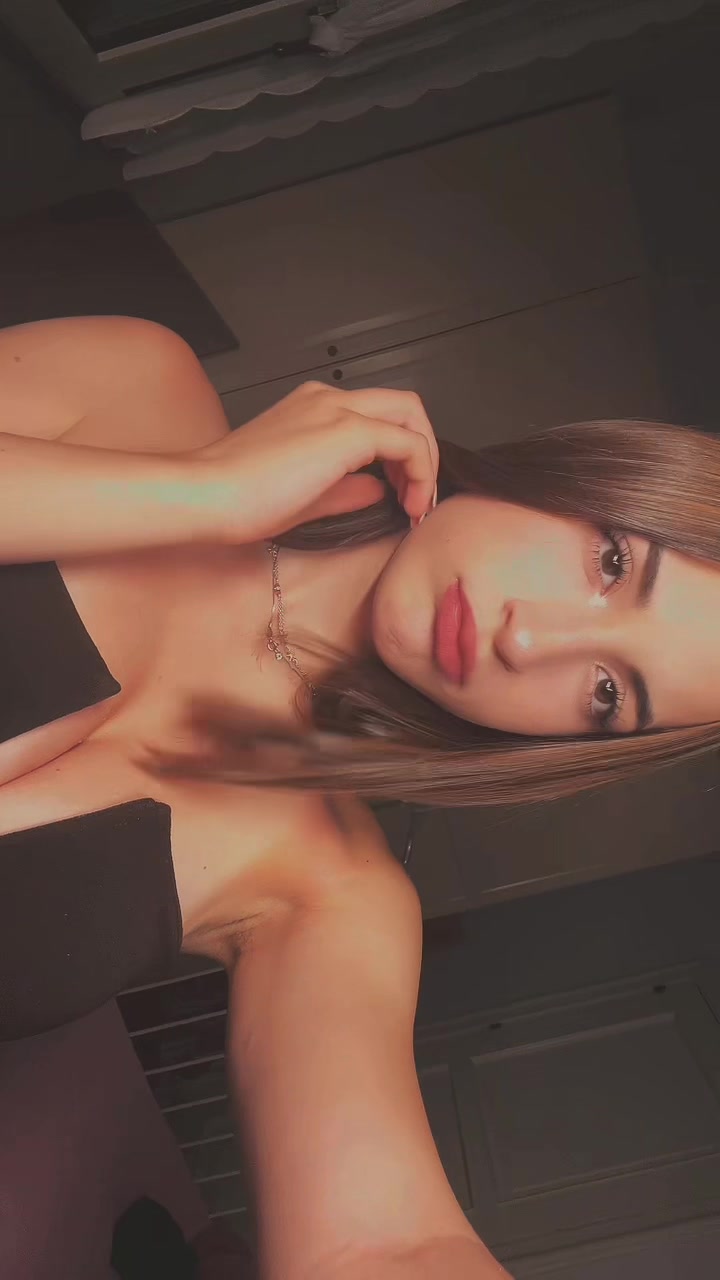 @𝟓𝟐 💘