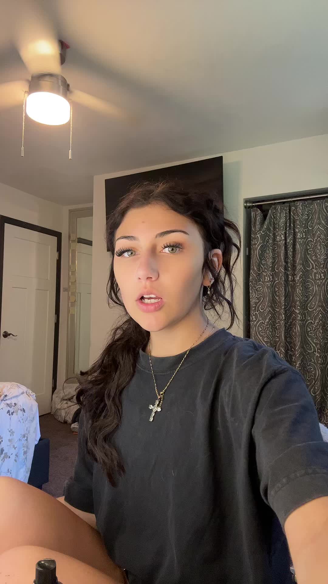 @devynnelise