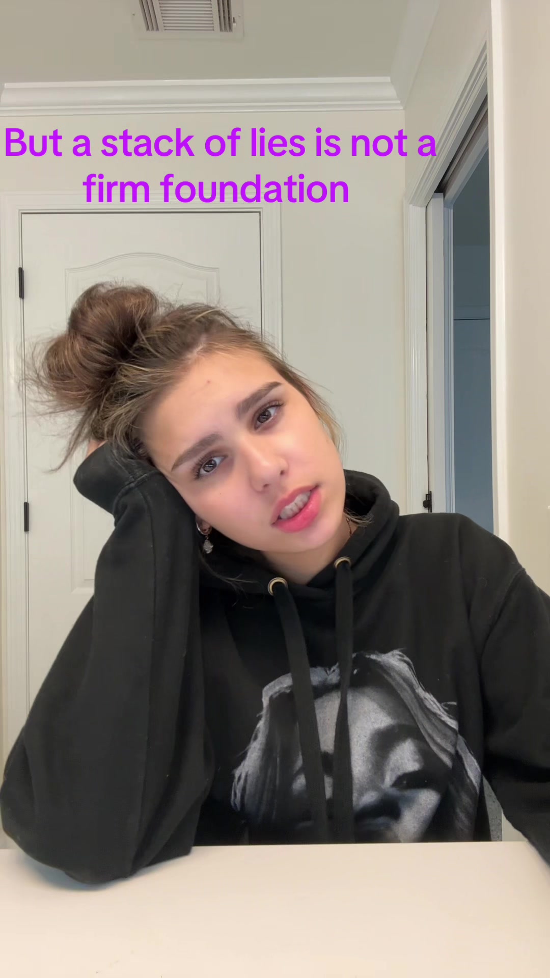 @Ava