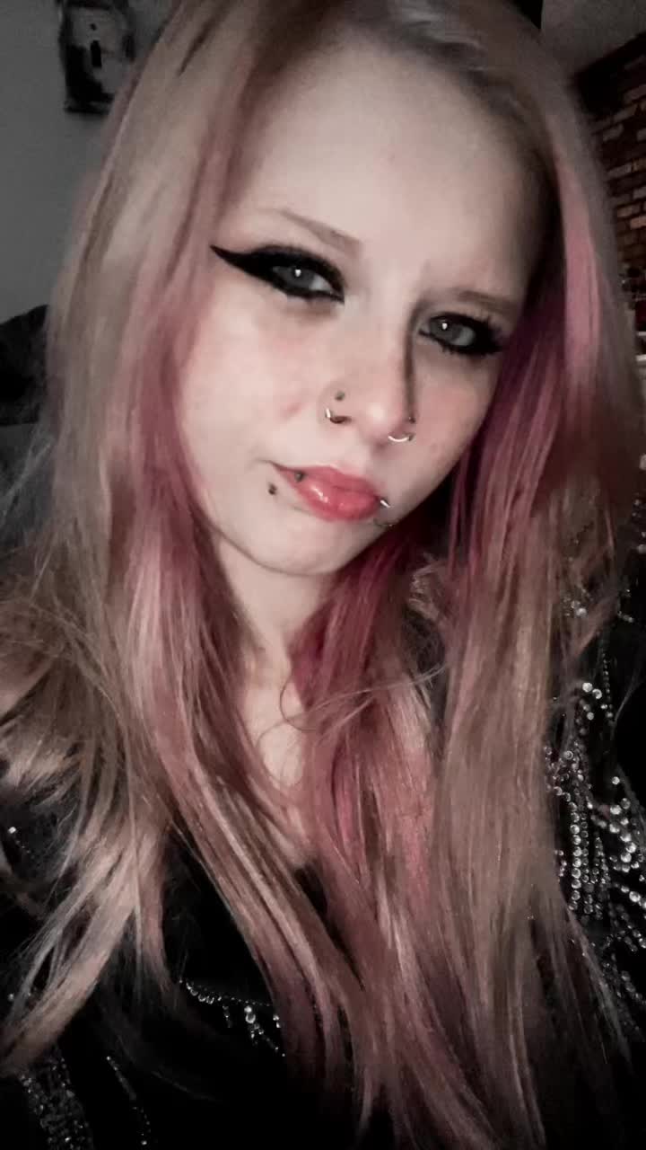 @ChloeexD