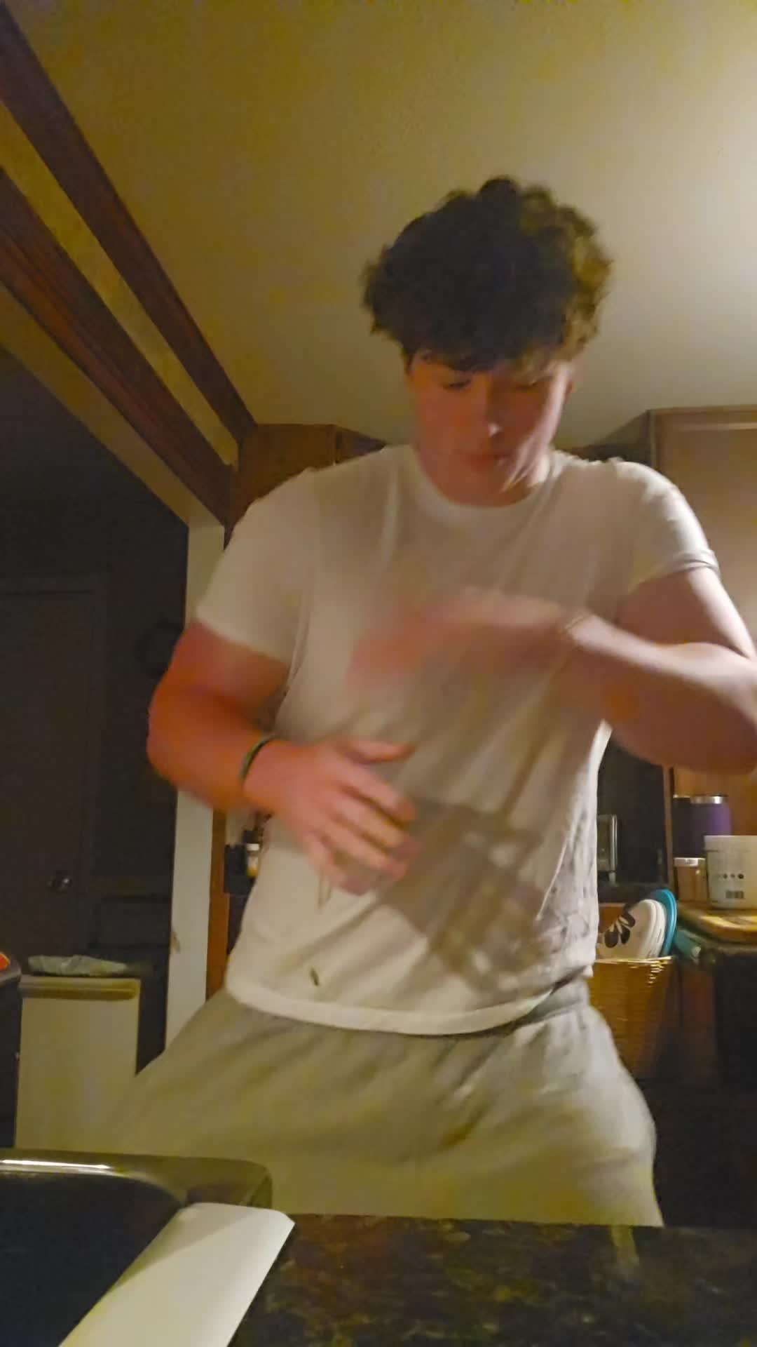 @JJ