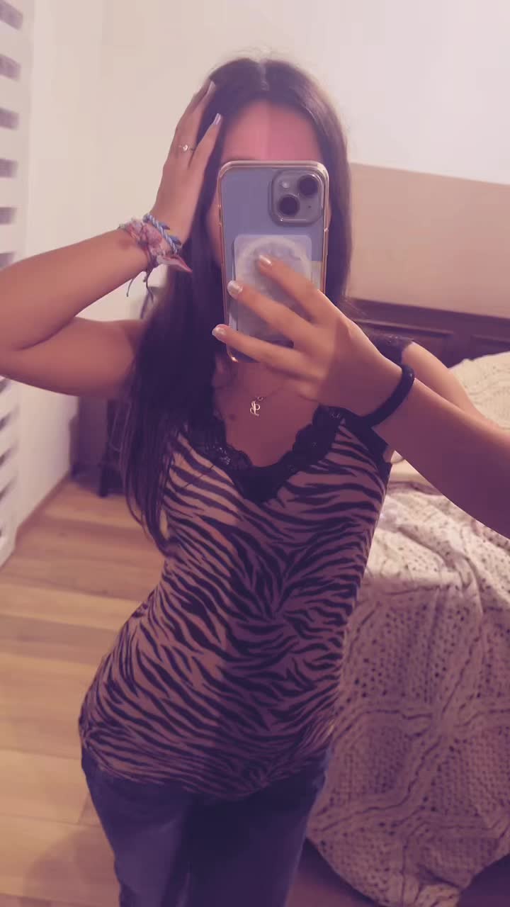 @🍒 𝒸𝑒𝓇𝒾𝓈𝑒 🍒