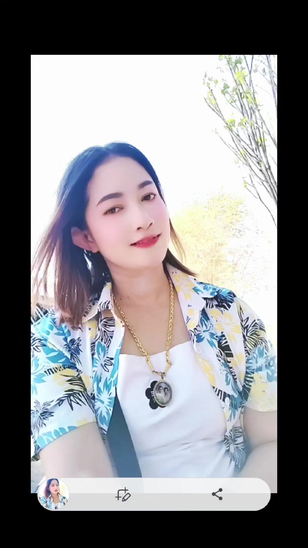 @น้ำผึ้ง บ้านมะหิงค์