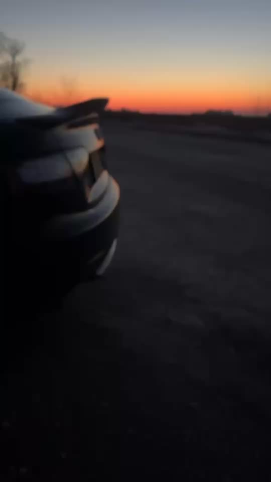 @B8 V8