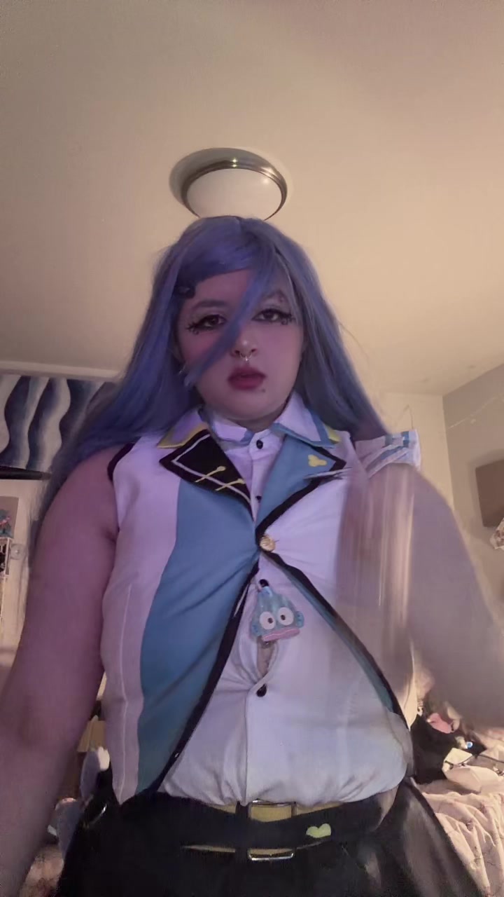 @buglo_cosplays