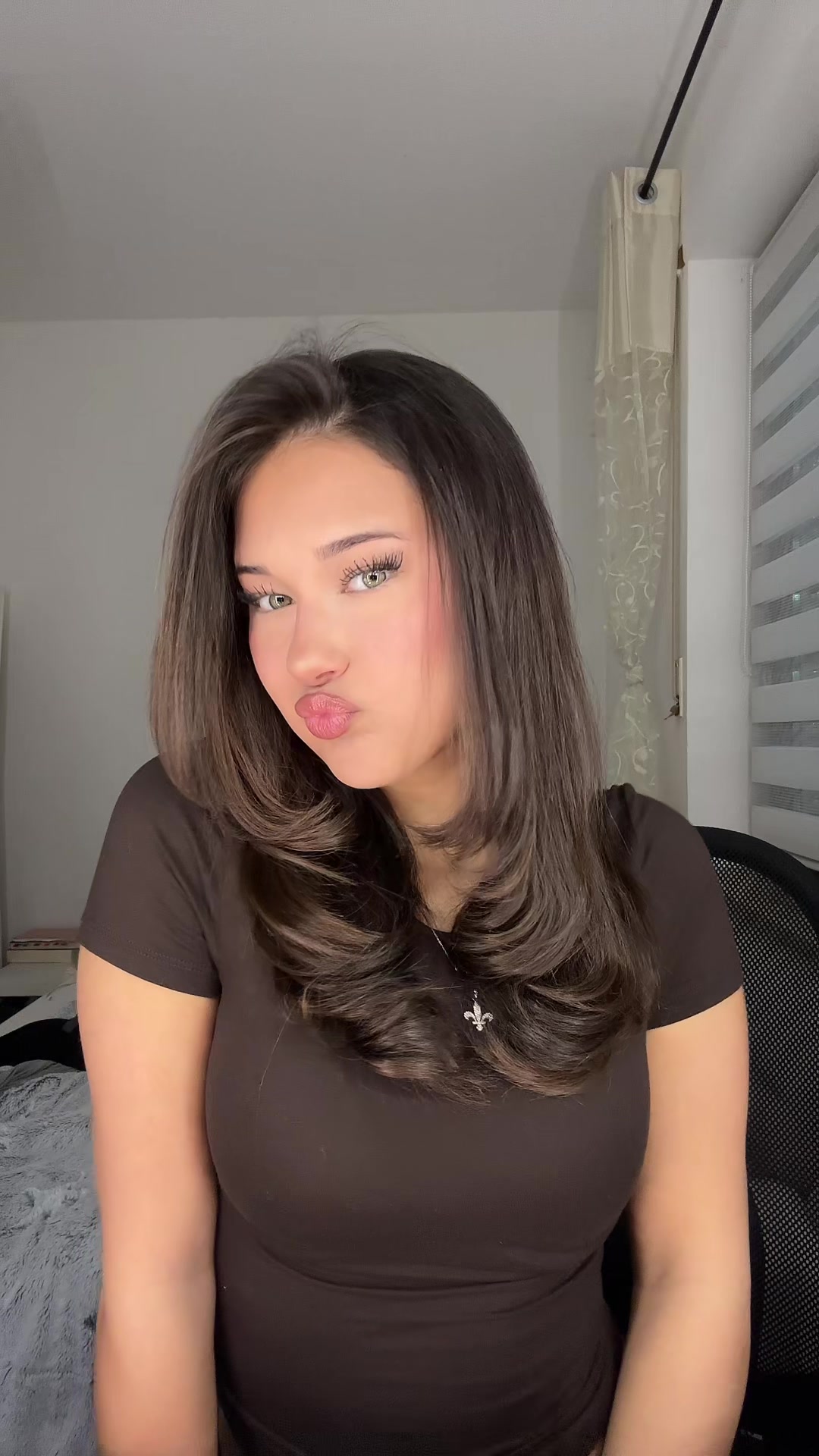 @larissa