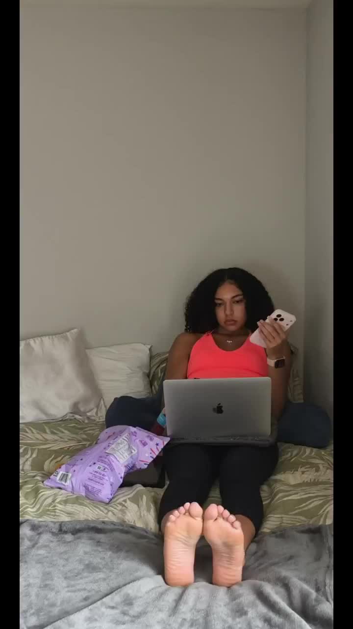 @Lac1nic0le