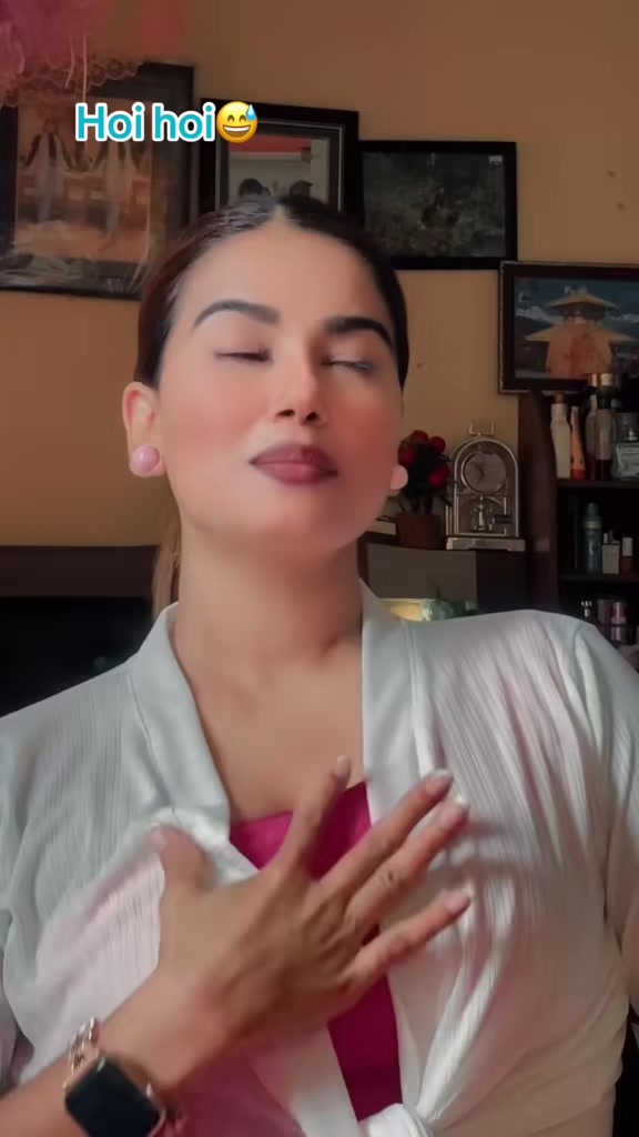 @🦋