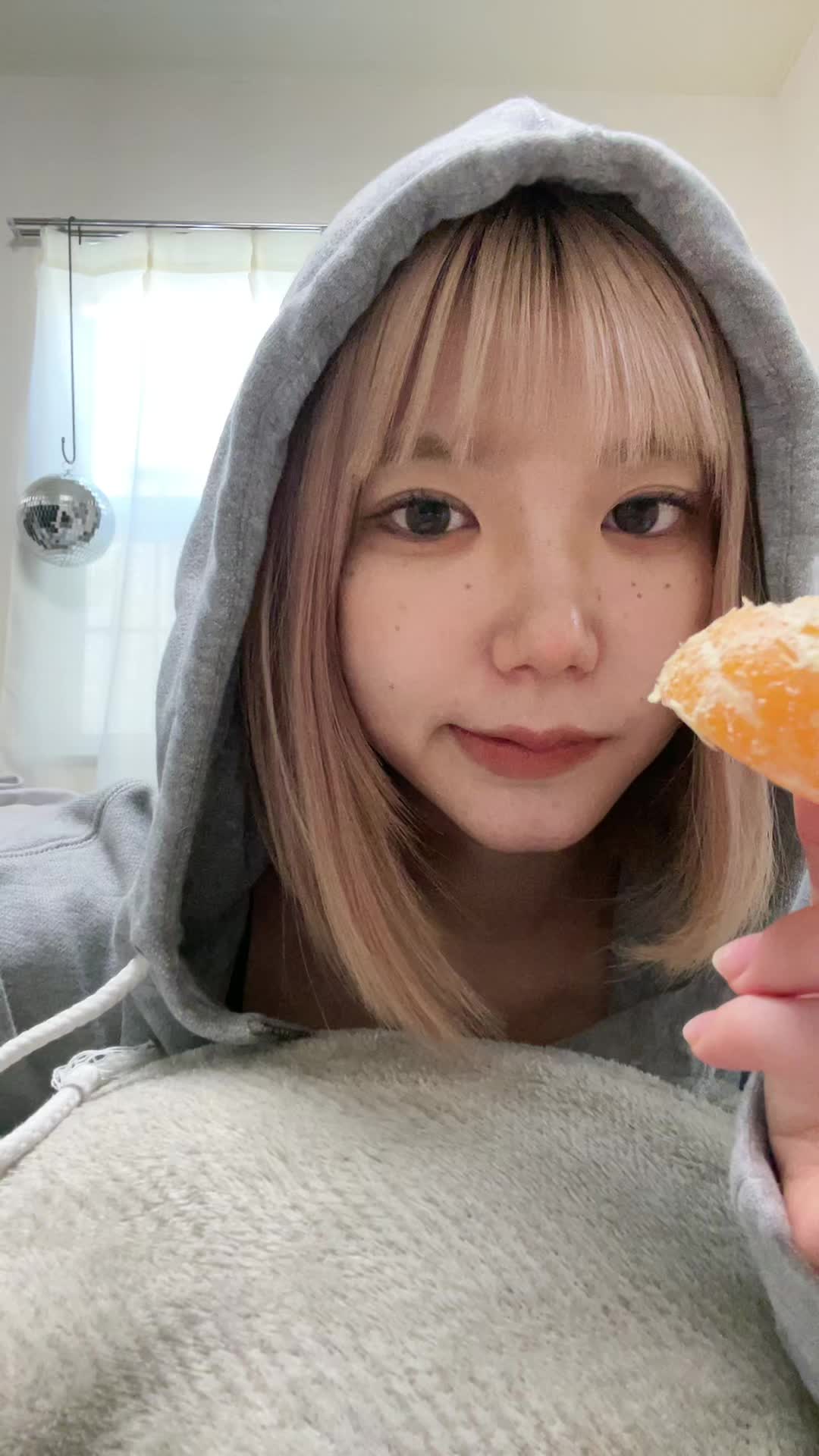 @へそピ開けたいでも痛そう