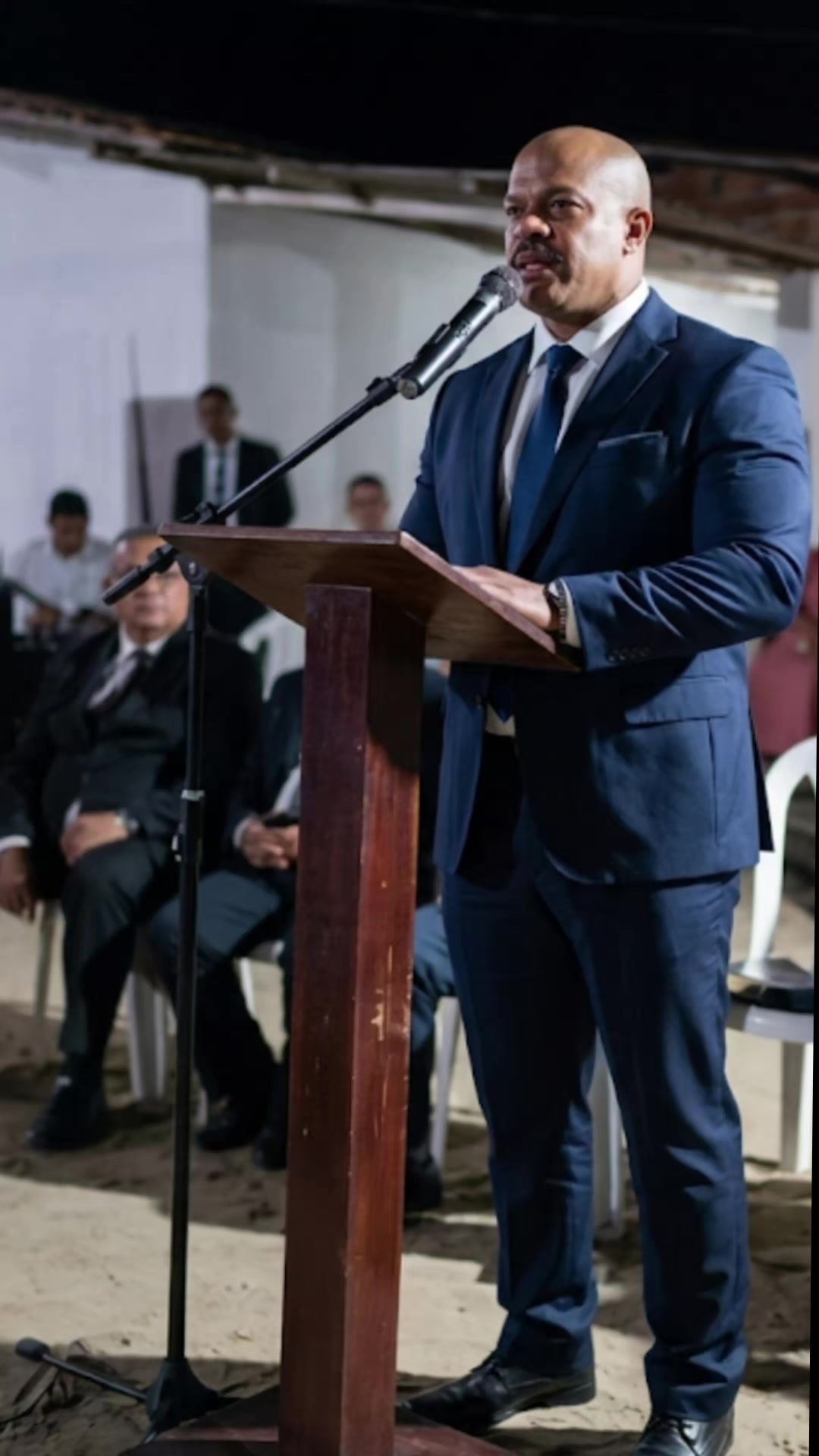 @Mariano Júnior