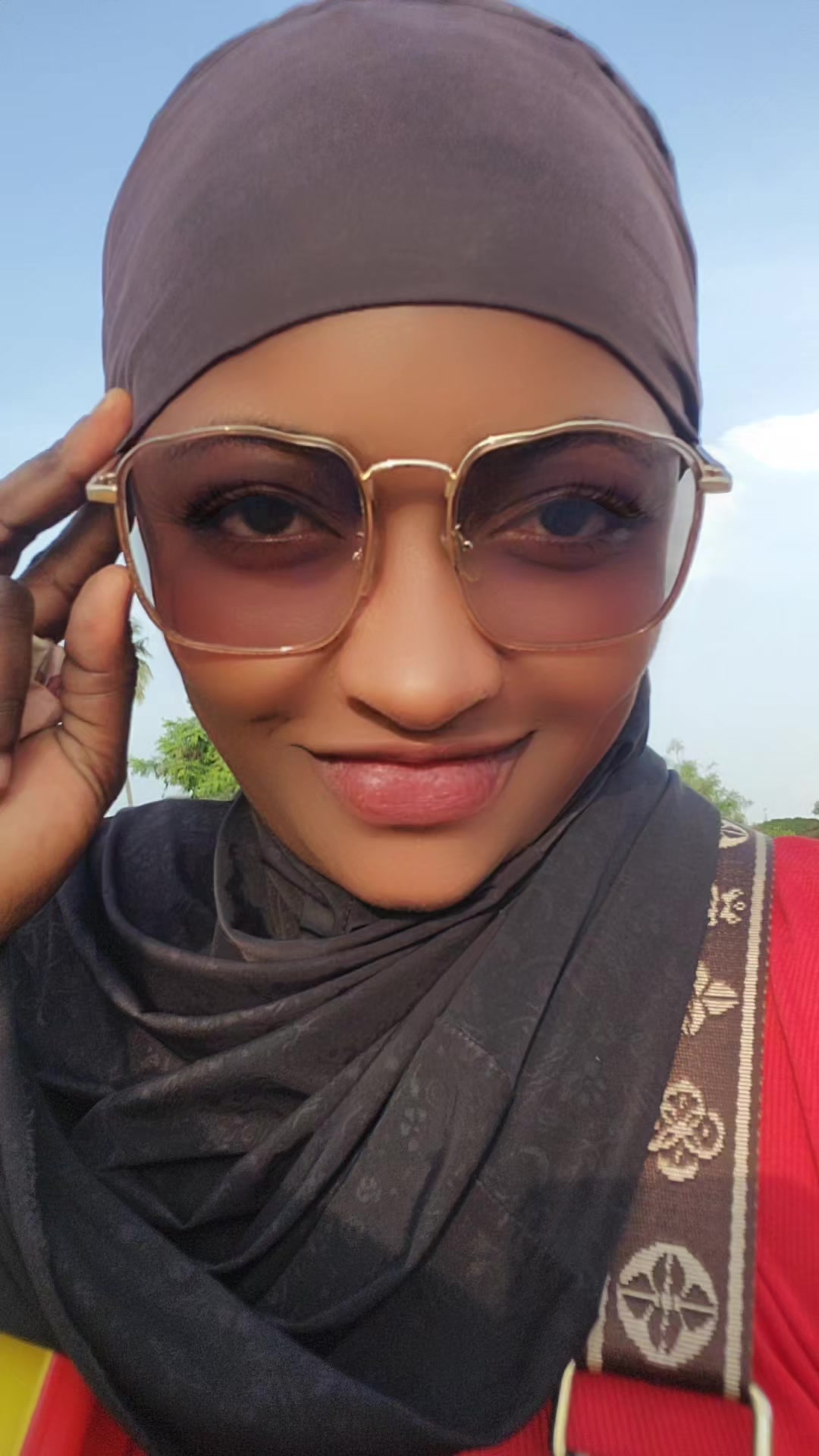 @مبنت سيف الله وترى 🇨🇮