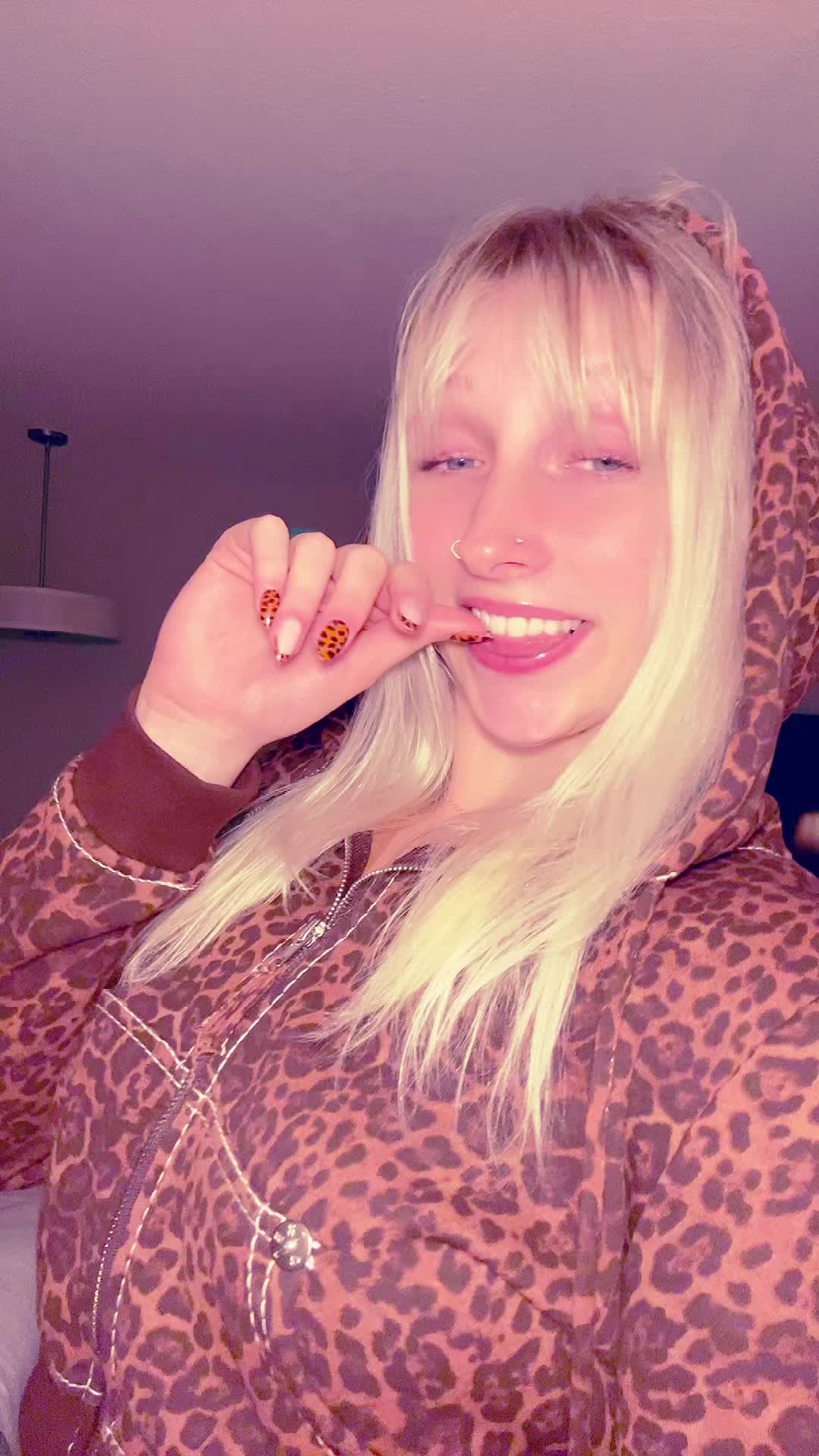 @lola_.is._dead