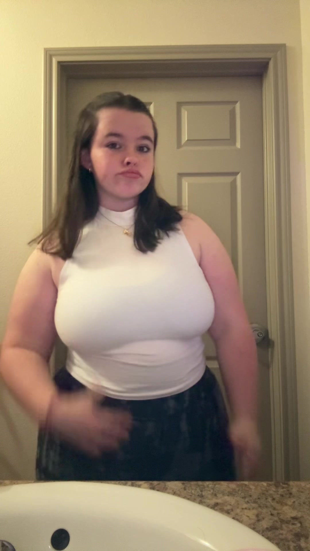 @lilyyyrrosee