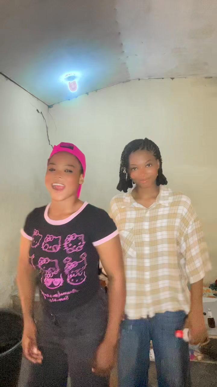 @Kiki