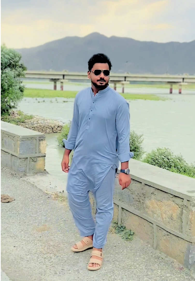 @adilkhanik_804