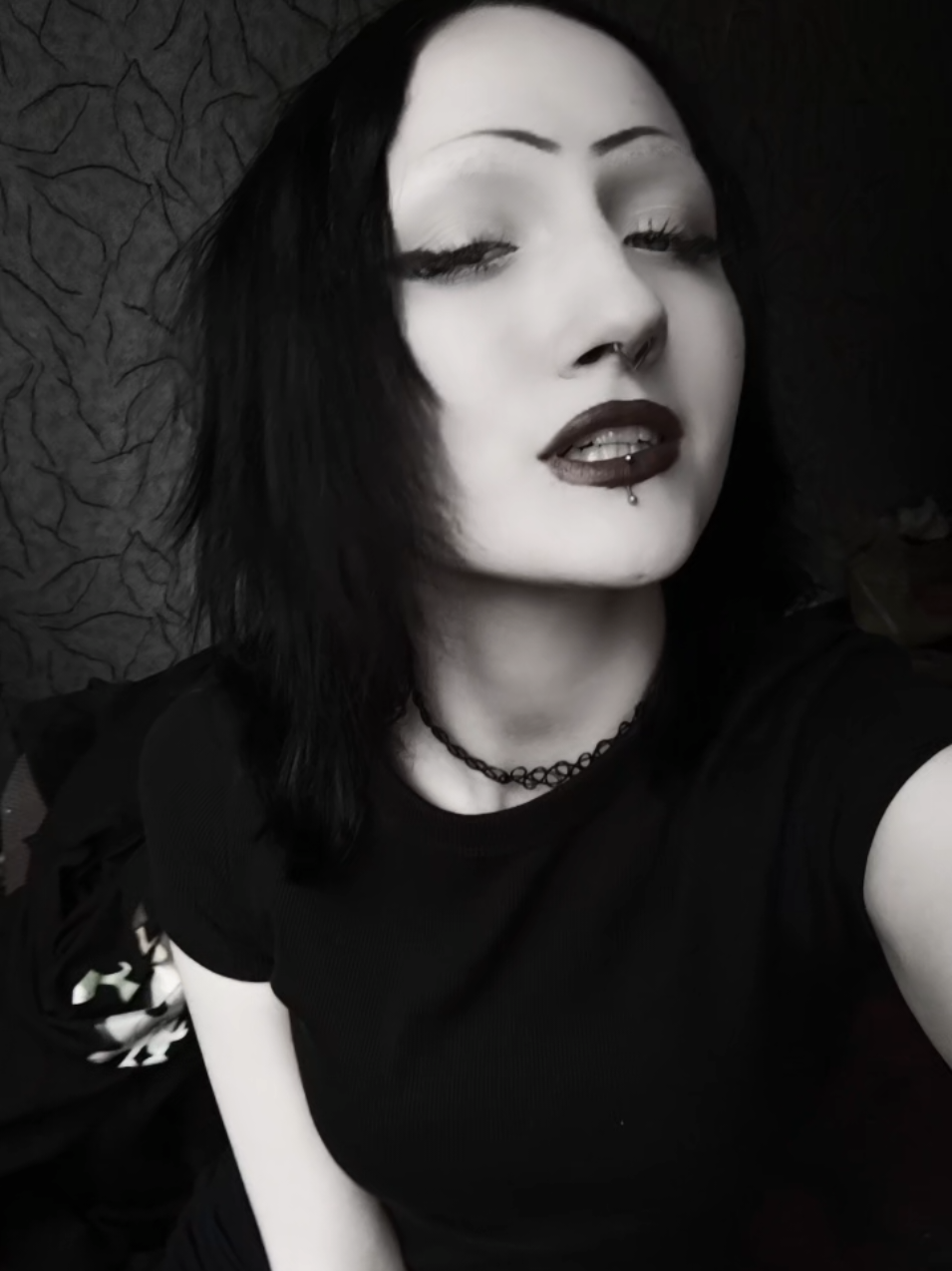 @тень