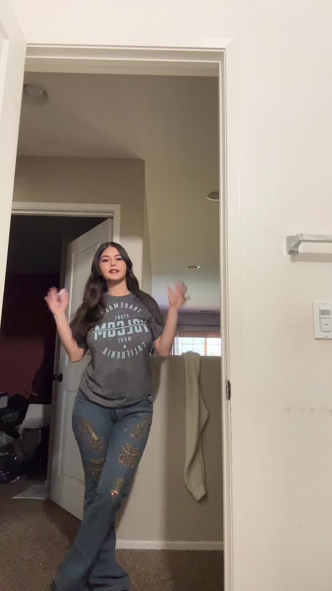 @ellyanna