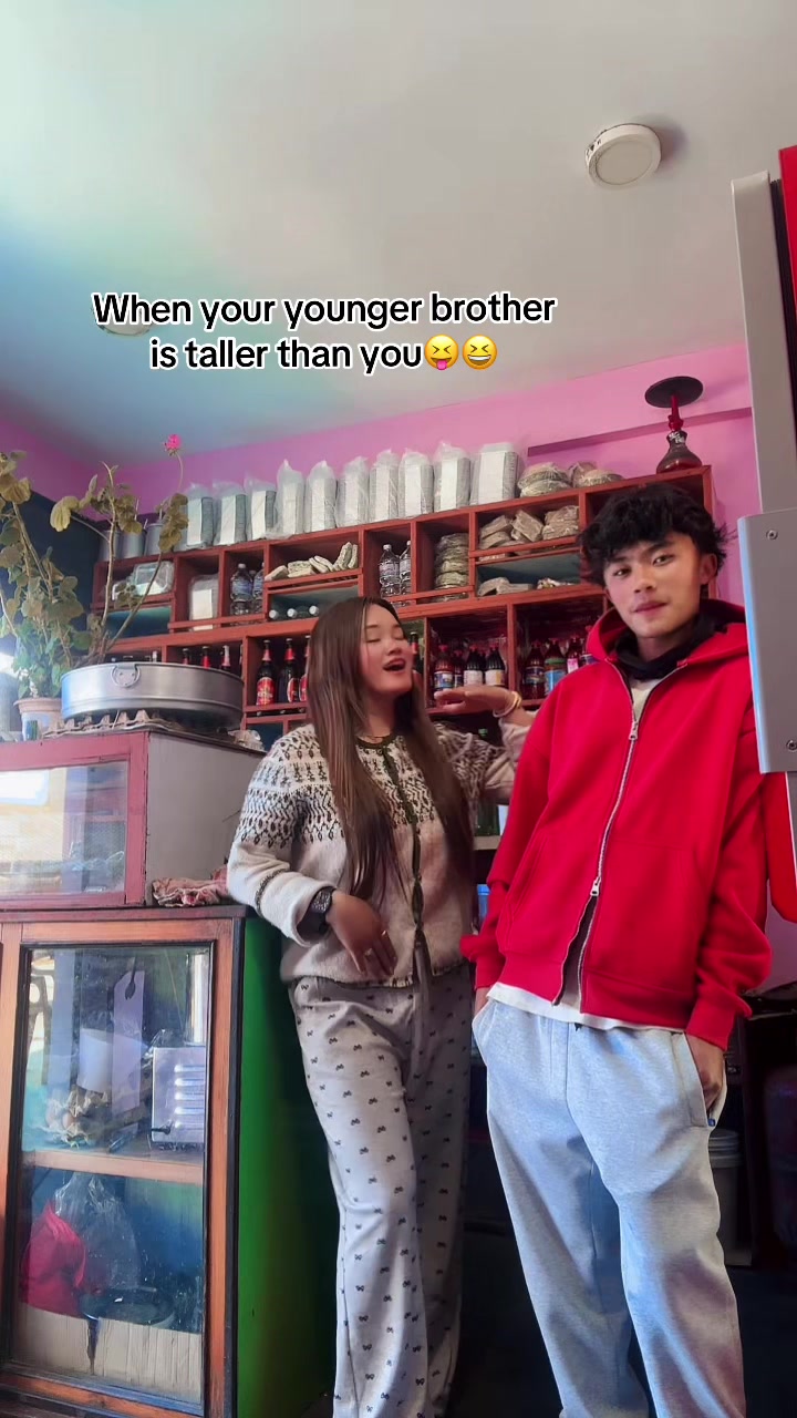 @POKChee 👑