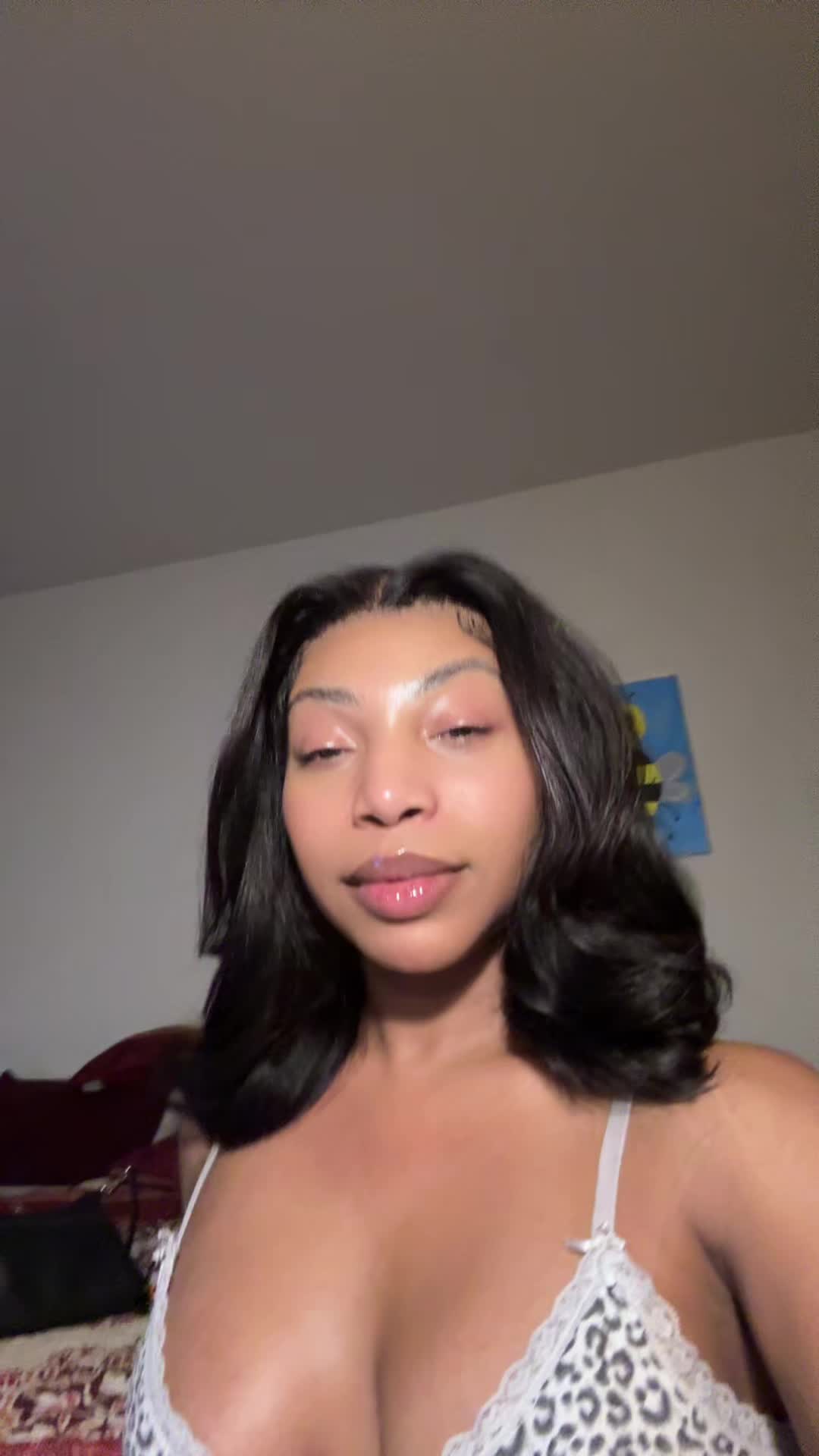 @Gigitheglamgoddess