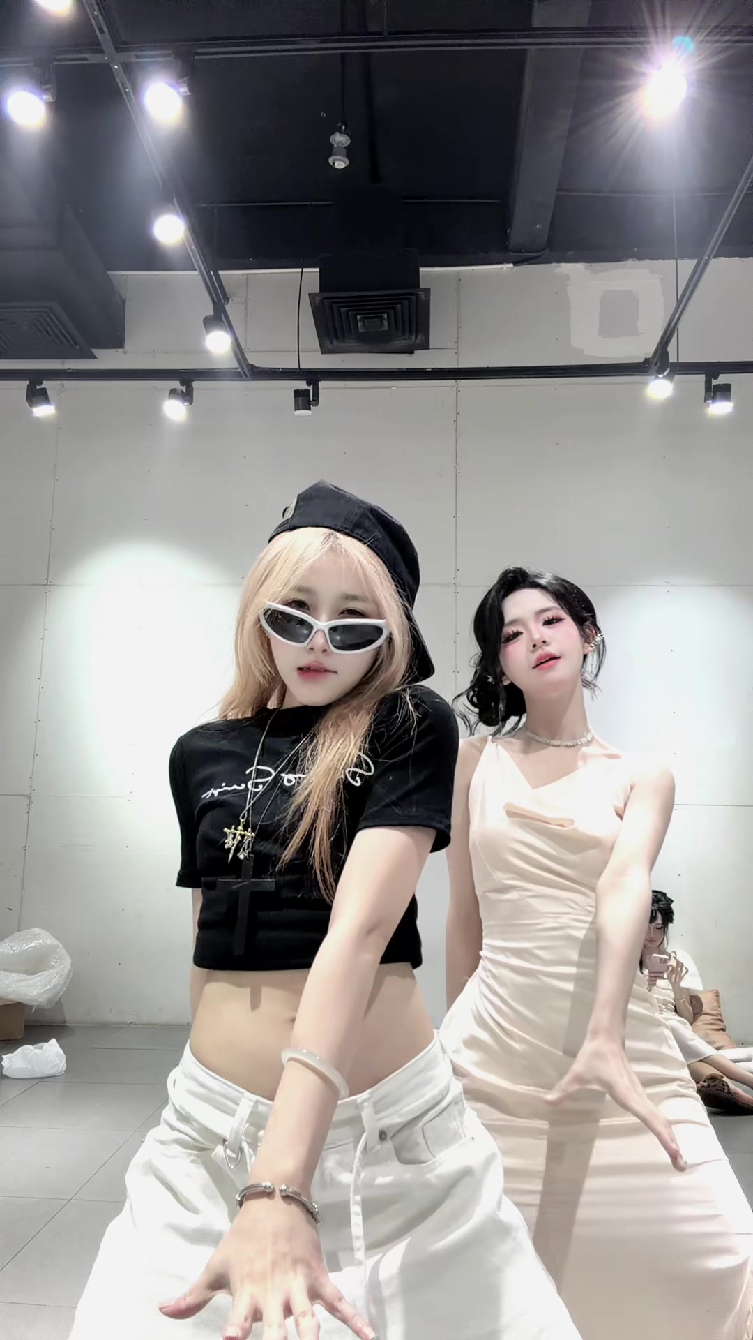 @Đồng chí Yi ᥬ🍄ᩤ Cowsep