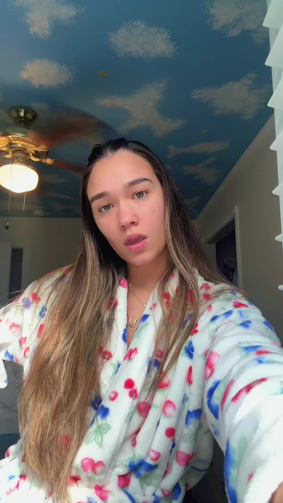 @megan m