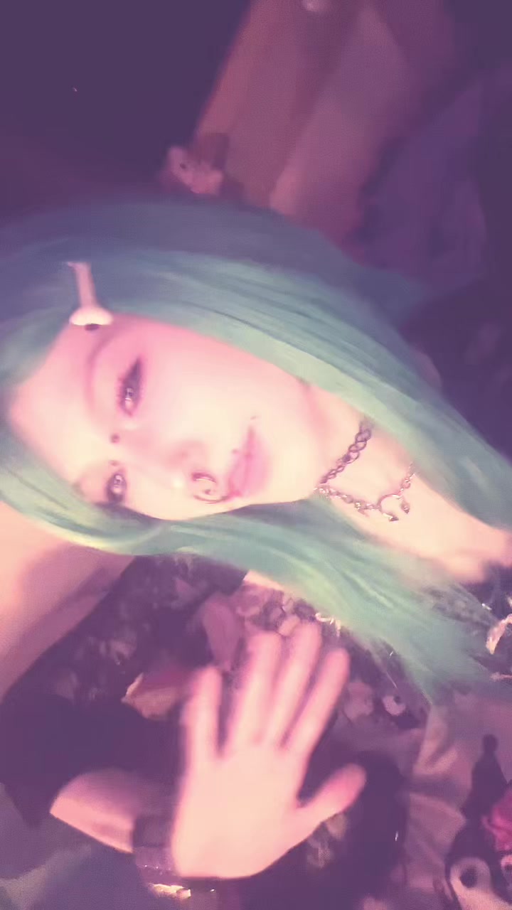 @deadgothlia