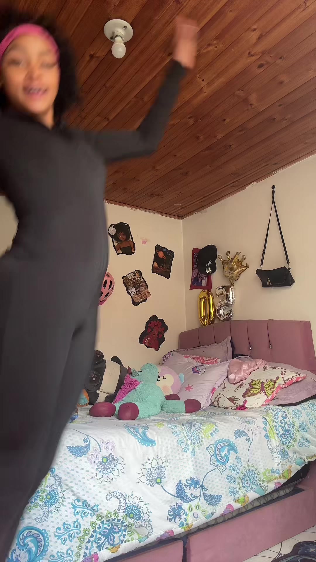 @Sharitaa