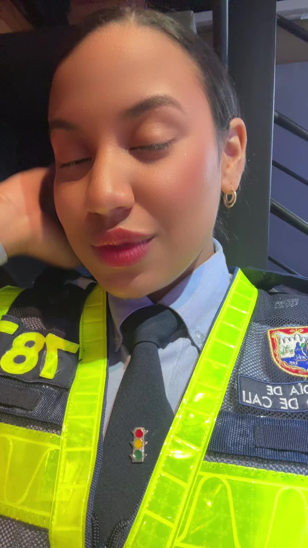 @Alison correa🦦🤎