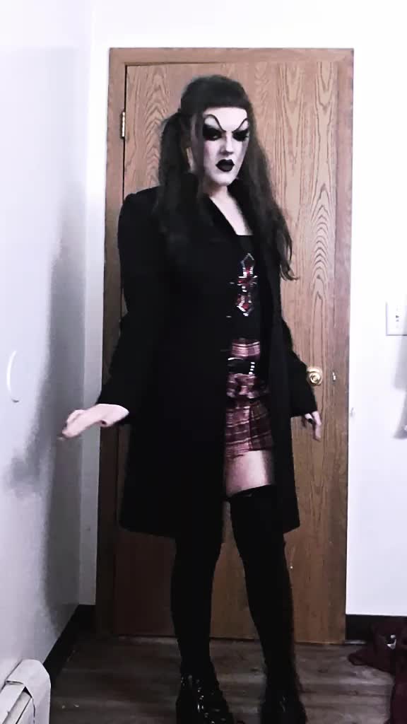 @𝕿𝖆𝖙𝖚𝖒 🦇