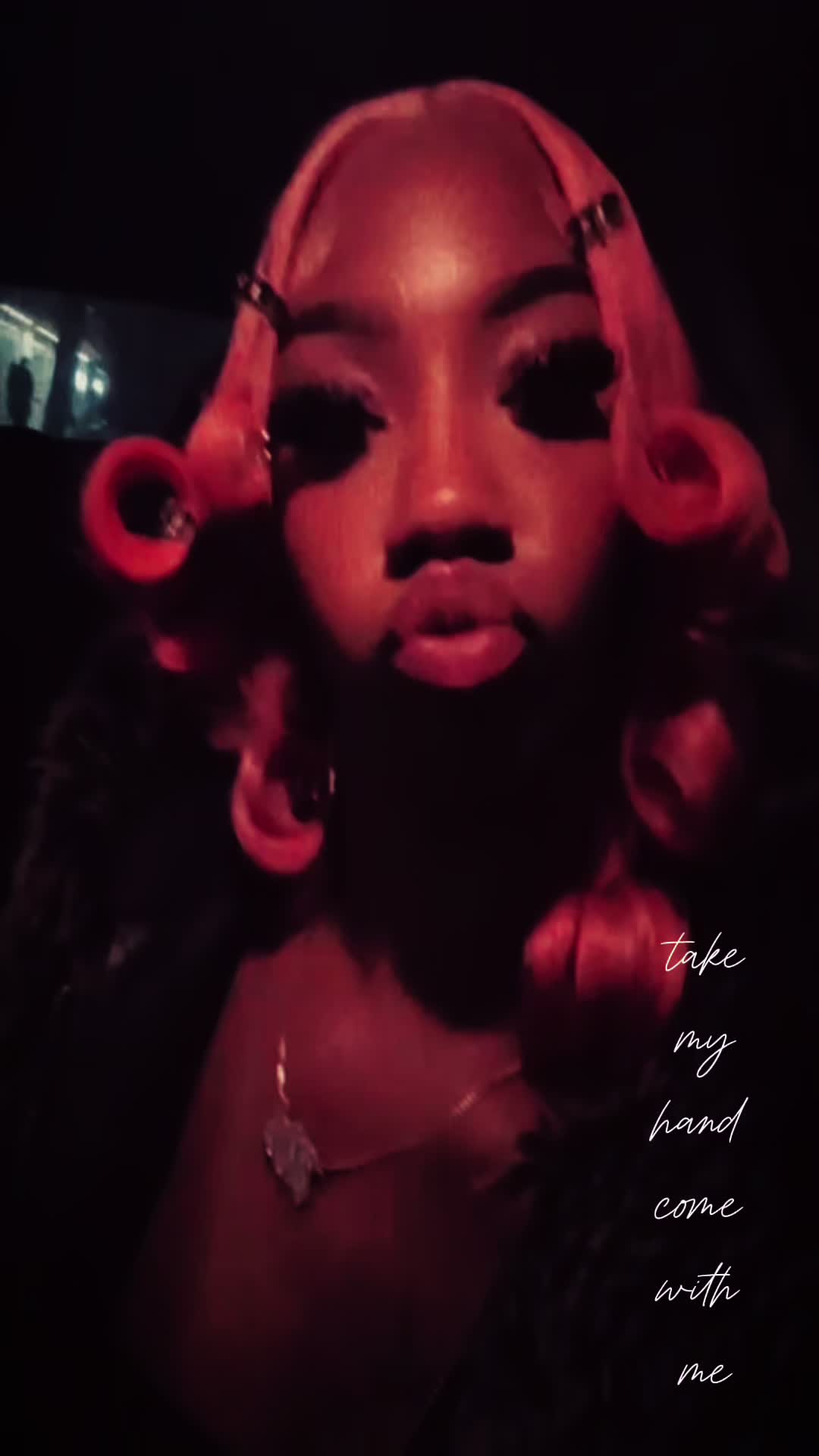@Akaylaaa