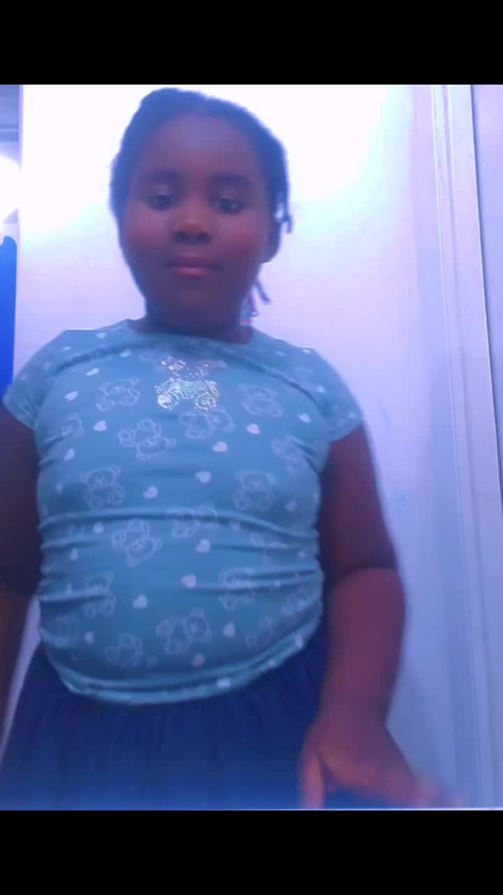 @Alab&egrave;loub&egrave;lmommyof2