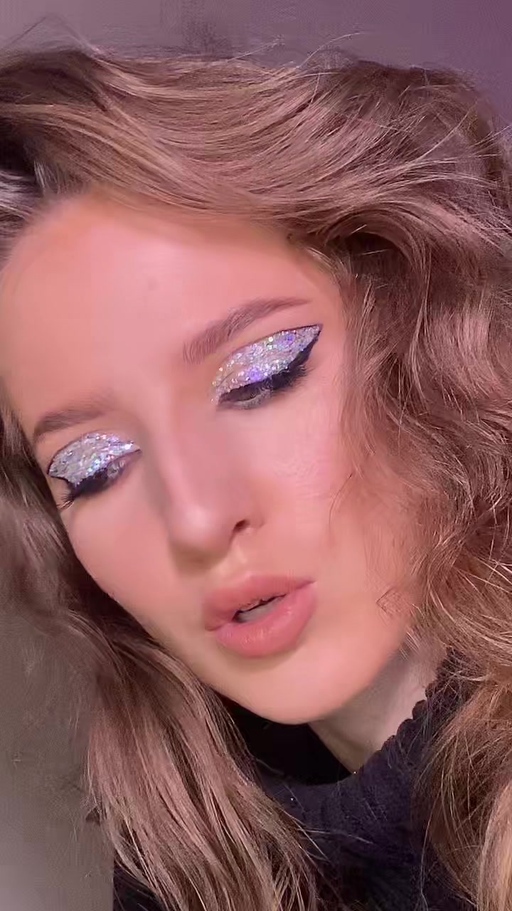 @Anastasia💞